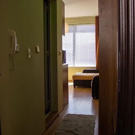 Apartment Central Couple Studio 2